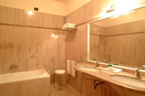 Фото Hotel Villa Traiano