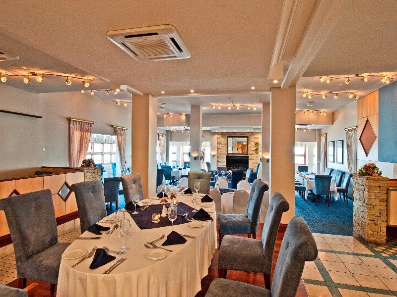 Фото Protea Hotel by Marriott Walvis Bay Pelican Bay