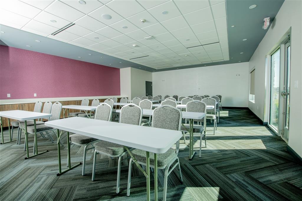 Фото Tru by Hilton The Colony Dallas