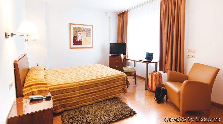 Фото Hotel Miramar Badalona