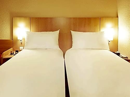 Фото Ibis Oviedo