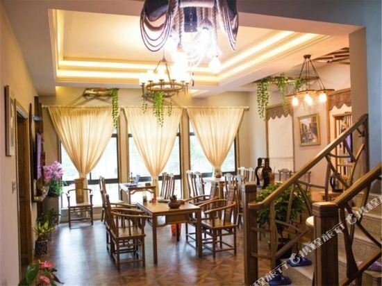 Гостиница Moganshan Jianqi Inn
