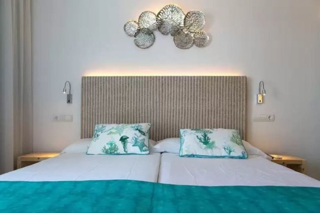 Фото Hostal Mayans