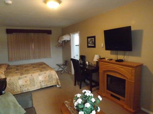 Фото Travellers Motel