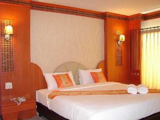 Фото PoonSook Resident Hotel