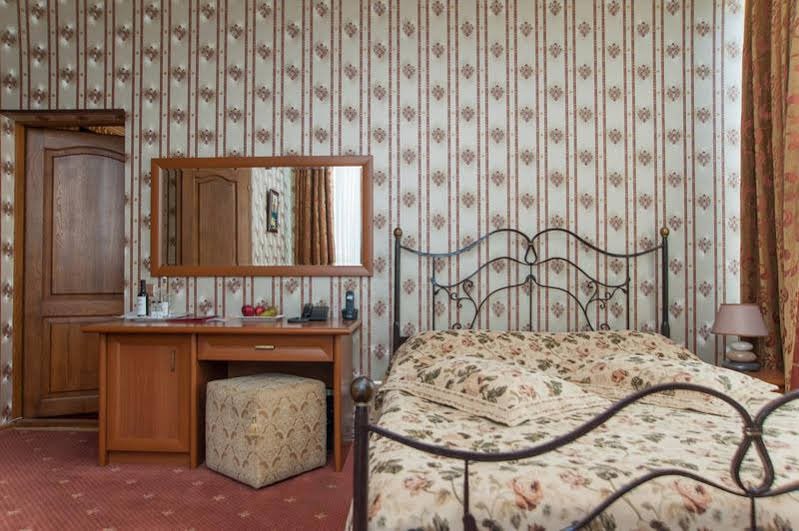 Фото Diplomat Hotel