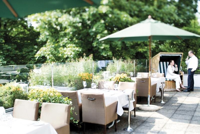 Фото Park Inn by Radisson Lübeck