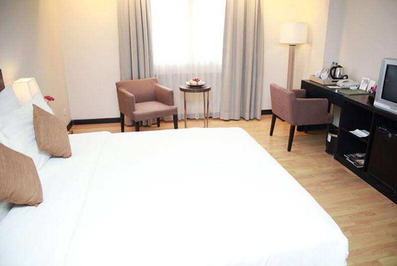 Фото Grand Dafam Braga Bandung