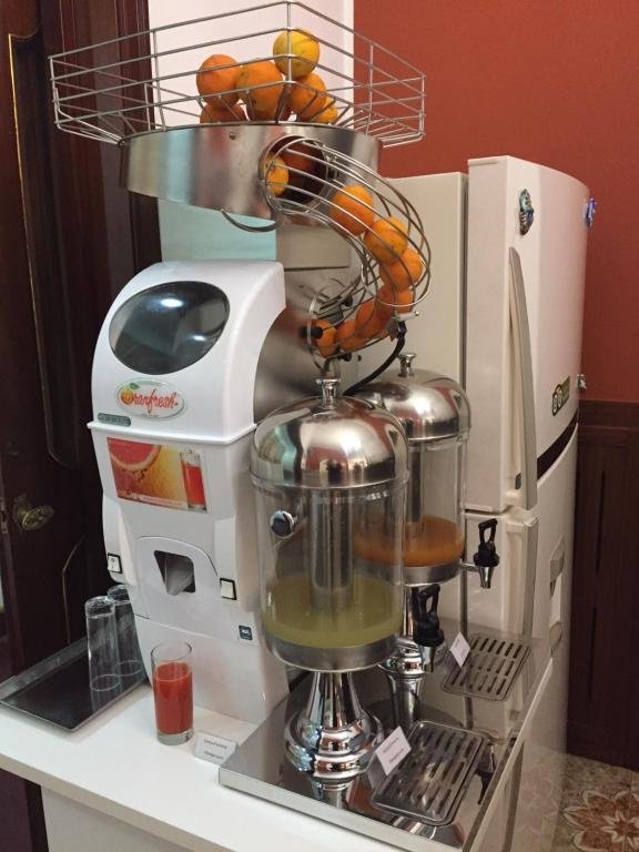 Фото Hotel Des Artistes