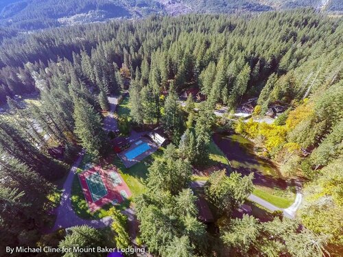 Гостиница Mt. Baker Lodging Cabin 98 - Hot Tub, Pets, Sleeps 6! by Mbl