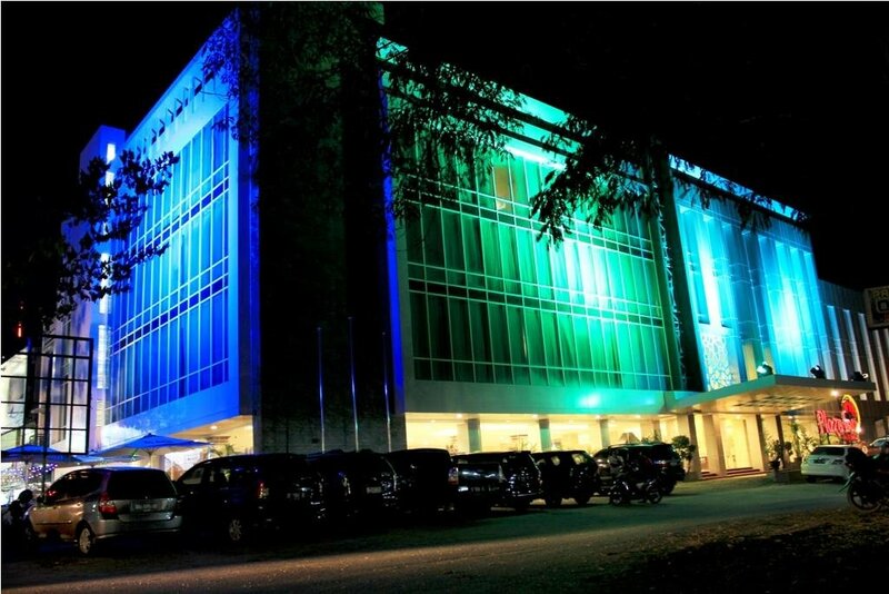 Гостиница Plaza Inn Kendari в Кендари