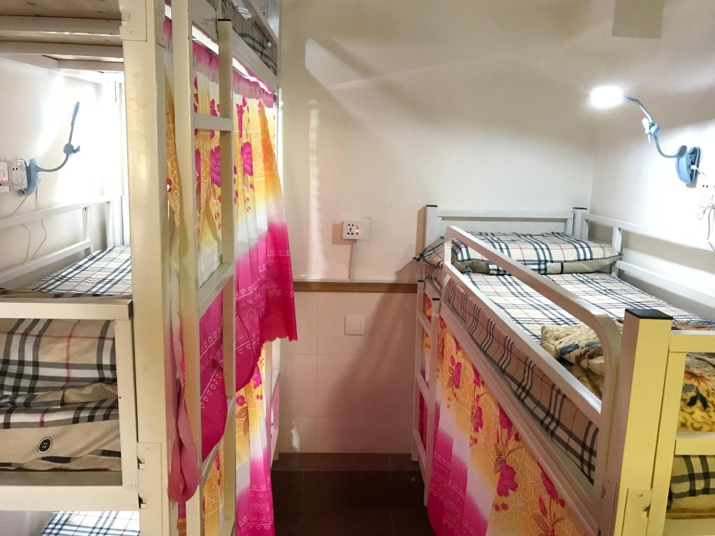 Фото Pandora After 80s in Jordan