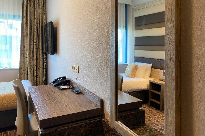 Фото Xo Hotels Blue Square