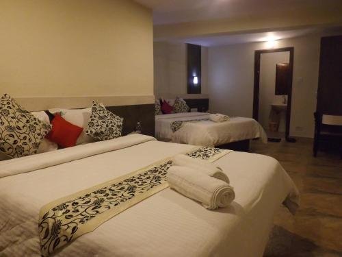 Фото The Majestic Crown