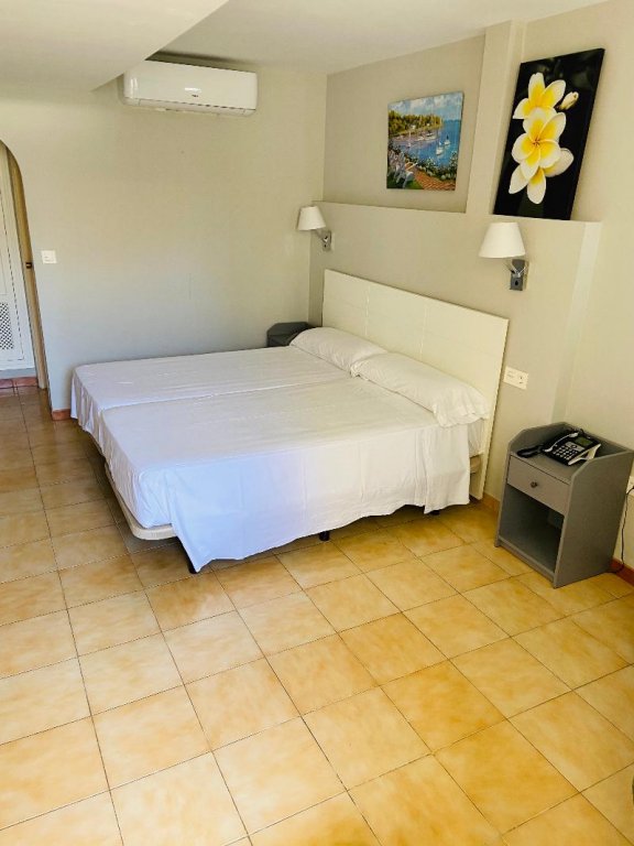 Фото Hotel Los Jazmines