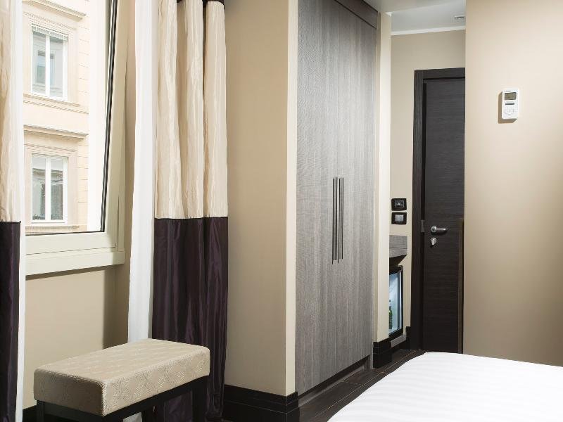 Фото Rome Life Hotel