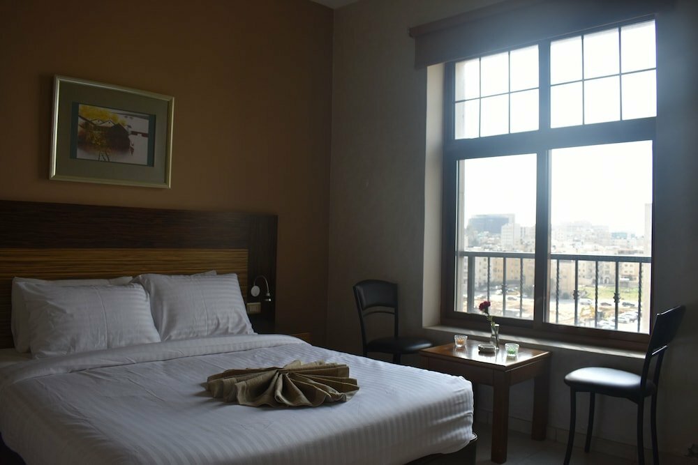 Hotel Baden Hotel Suites, Amman, photo