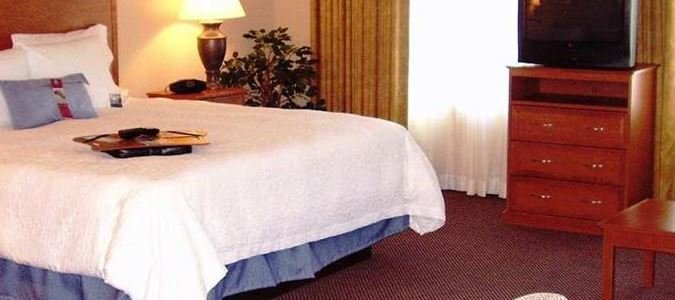 Фото Hampton Inn & Suites Ontario