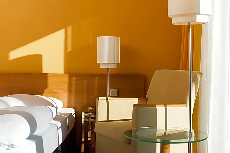 Фото Seminaris Avendi Hotel Potsdam