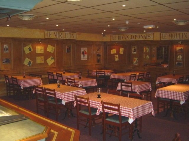 Фото Ibis Paris Montmartre Sacré-Coeur