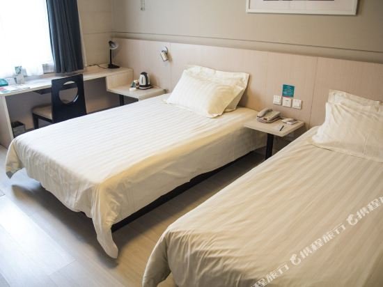 Фото Jinjiang Inn Jinan Beiyuan Street