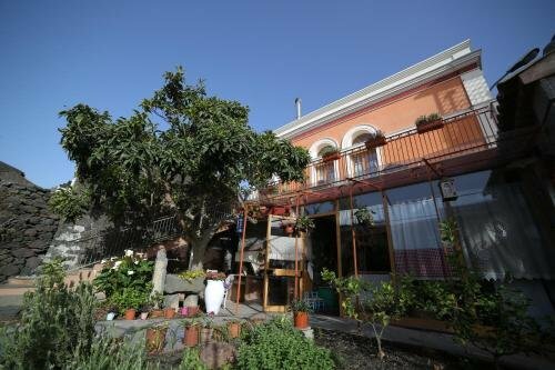 Гостиница B&b Polifemo Etna в Николози