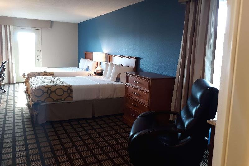 Фото Baymont by Wyndham Rochester Mayo Clinic Area