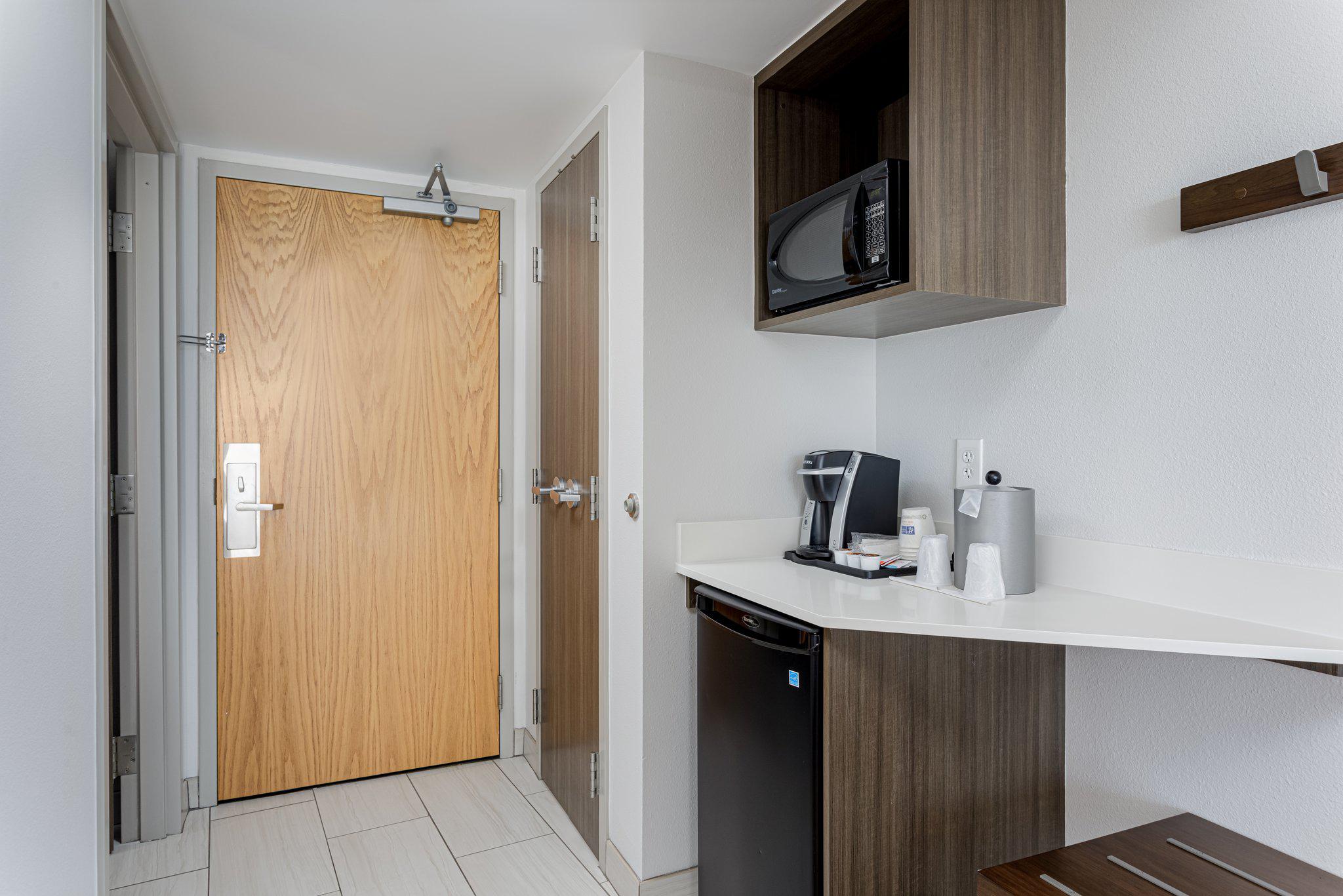 Фото Holiday Inn Express Pensacola Beach, an Ihg Hotel