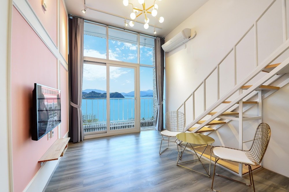 Фото Yeosu Nangman Pension