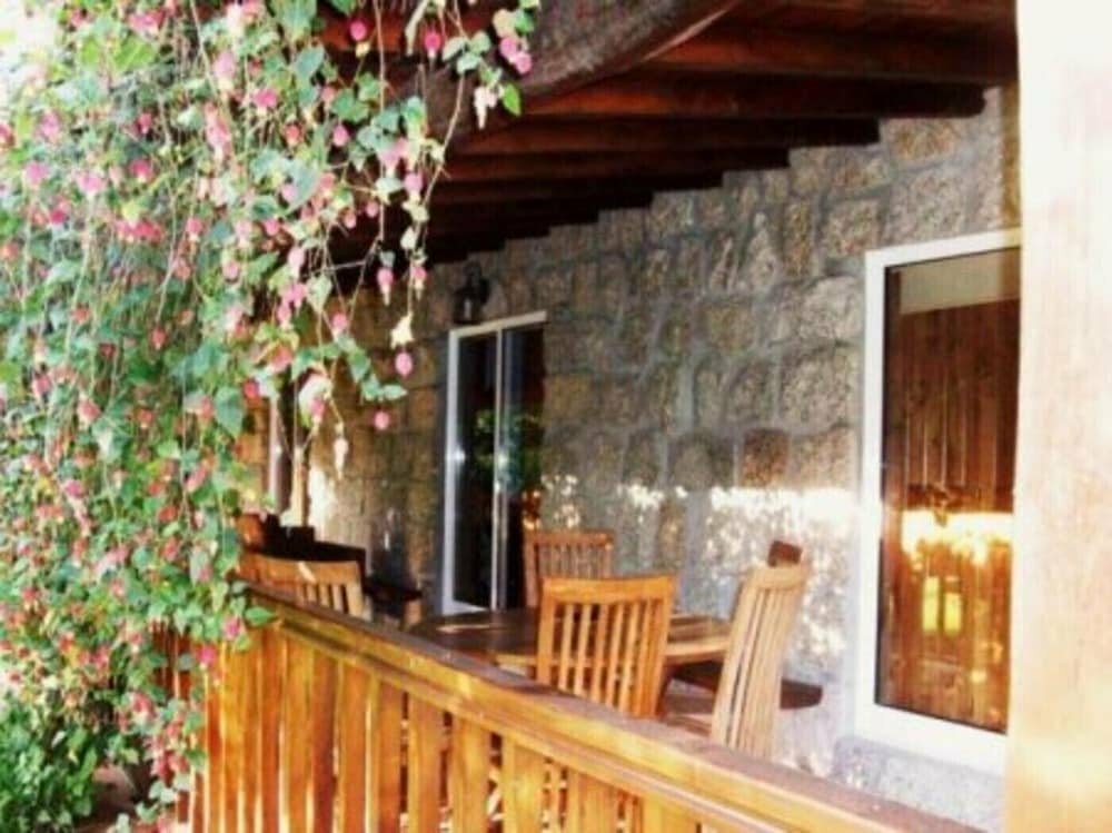 Hotel Casa com Piscina, V Minho by Izibookings, Braga District, photo