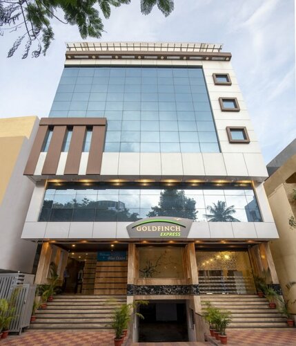 Гостиница Goldfinch Express Bangalore в Бангалоре