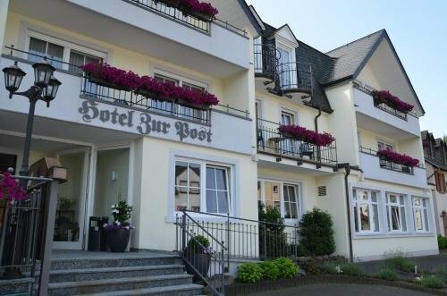 Гостиница Hotel Zur Post Meerfeld