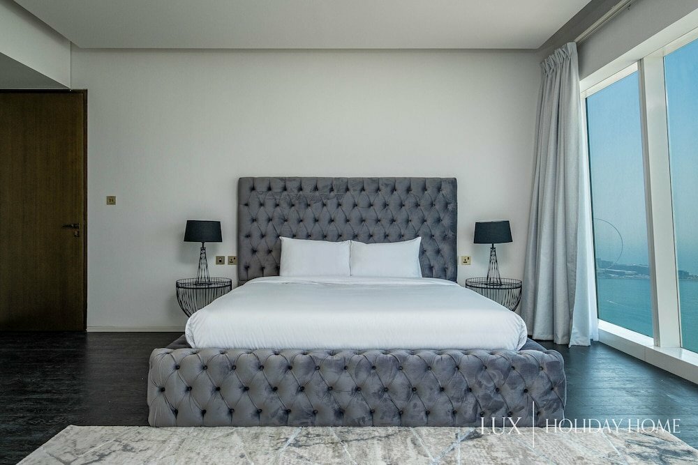 Short-term housing rental Lux Holiday Home - Damac Residenze 1, Dubai, photo