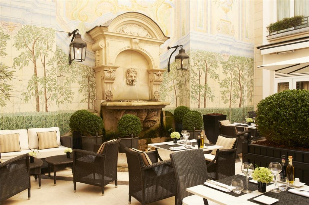 Фото Castille Paris