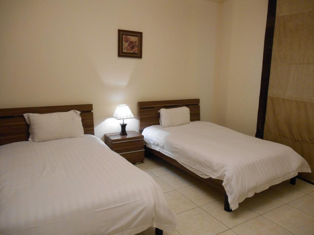 Фото Zwarah Hotel Suites