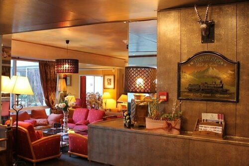 Гостиница Hôtel Le Verseau в Брид-ле-Бене