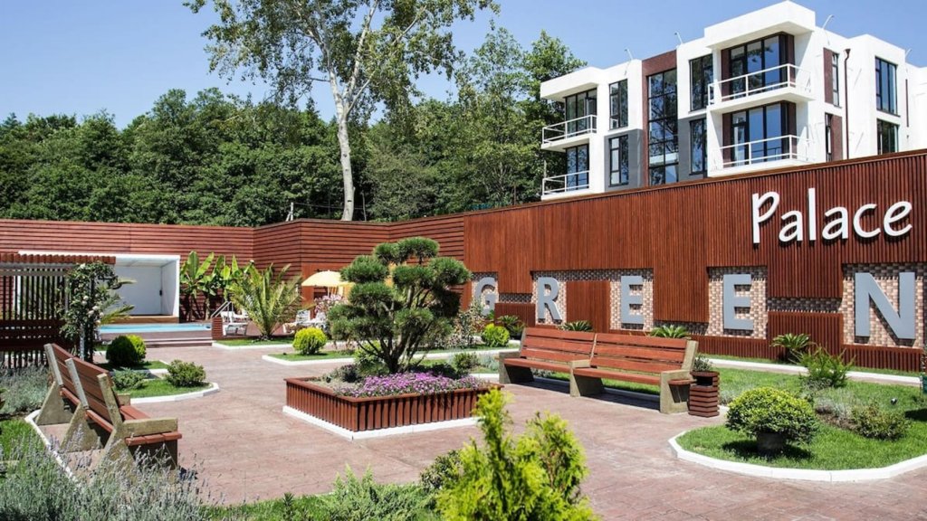 Фото отеля 2