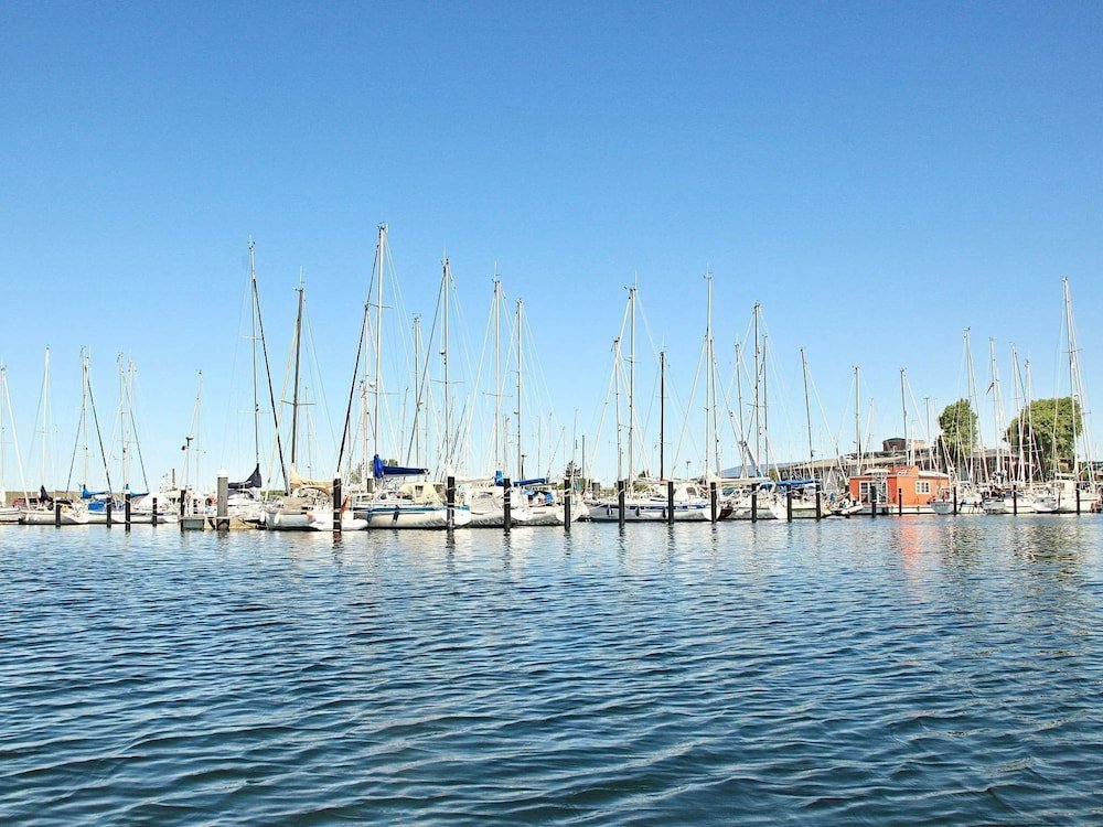 Фото 5 Star Holiday Home in Großenbrode