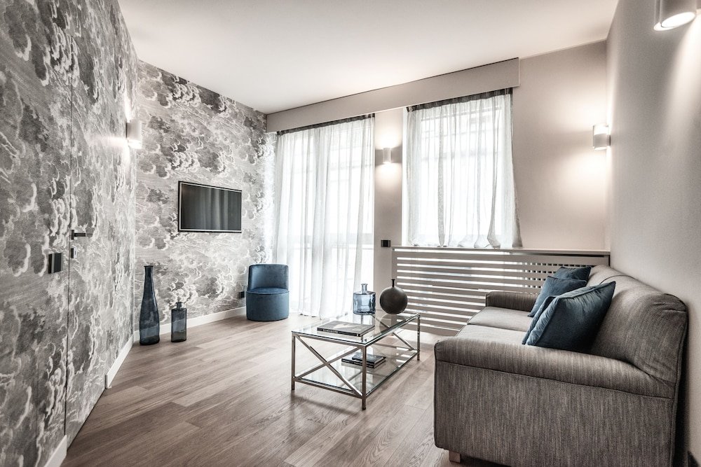 Фото Suites&Atelier Lake Como