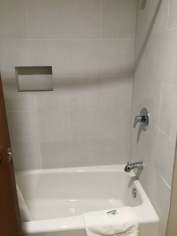 Фото Super 8 by Wyndham National City Chula Vista