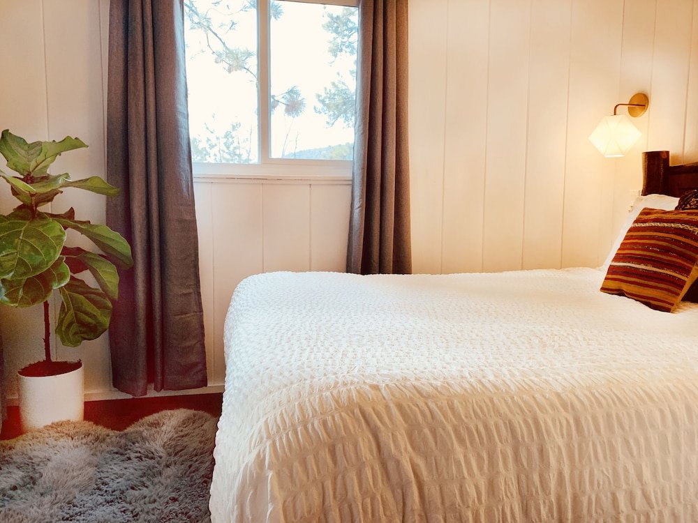 Фото Grand Pine Cabins