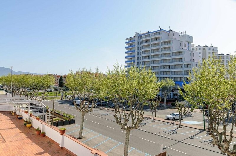 Гостиница Empuriabrava Apartament - № 6 в Эмпуриабраве