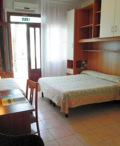 Фото Hotel Verona