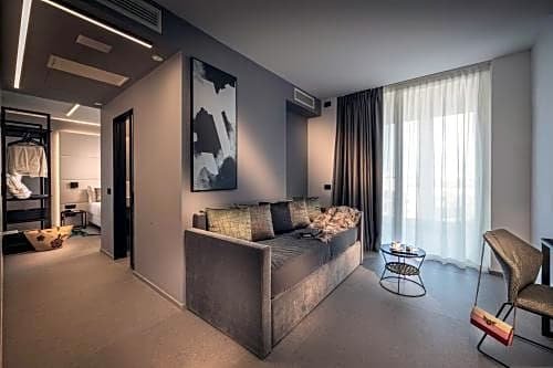 Фото J44 Lifestyle hotel