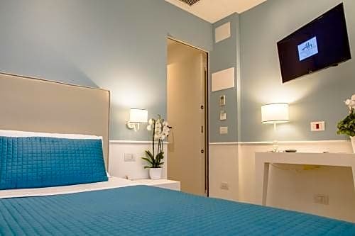 Фото Hotel Ambassador