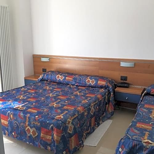 Фото Hotel Athena