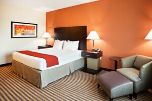 Holiday Inn Express & Suites Charlotte Southeast - Matthews, an Ihg Hotel (Virginia, Mathews County, Mathews), hotel