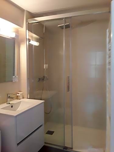 Фото Hôtel du Midi