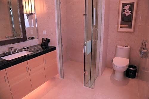 Фото Guangzhou Changfeng Gloria Plaza Hotel