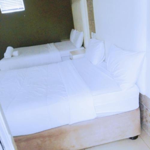 Фото Bayside Lodge Pinetown